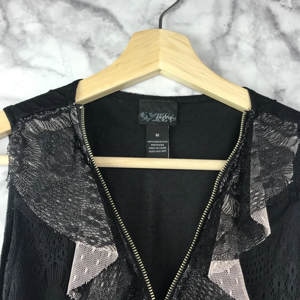 Daytrip Black Lace Ruffle Top Medium - Picture 4 of 8